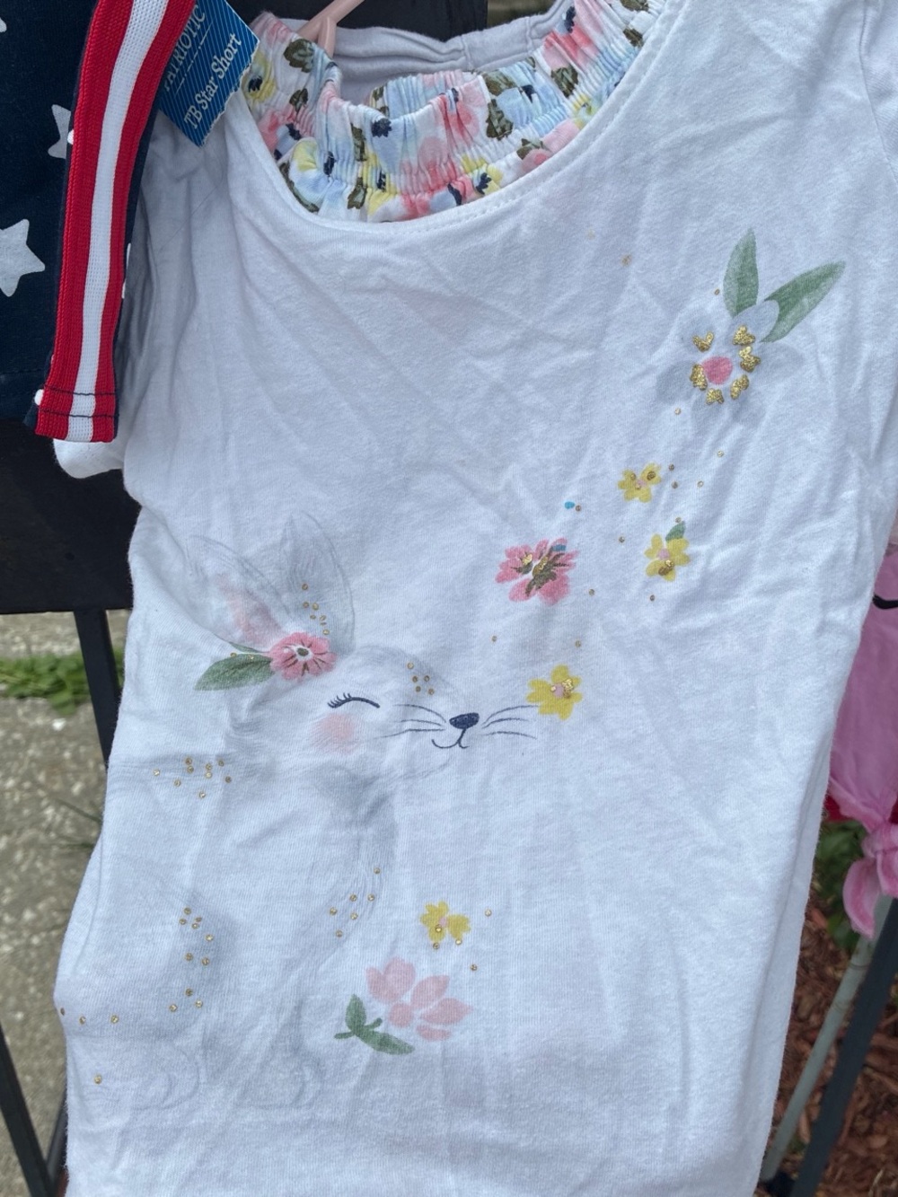 Carter's 2 pc White Short Sleeve Tee with Floral Bunny Graphic Girls 4T